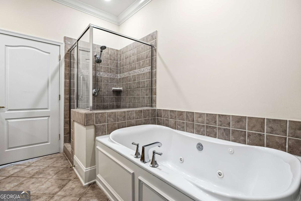 417 Clairemont Avenue # 319