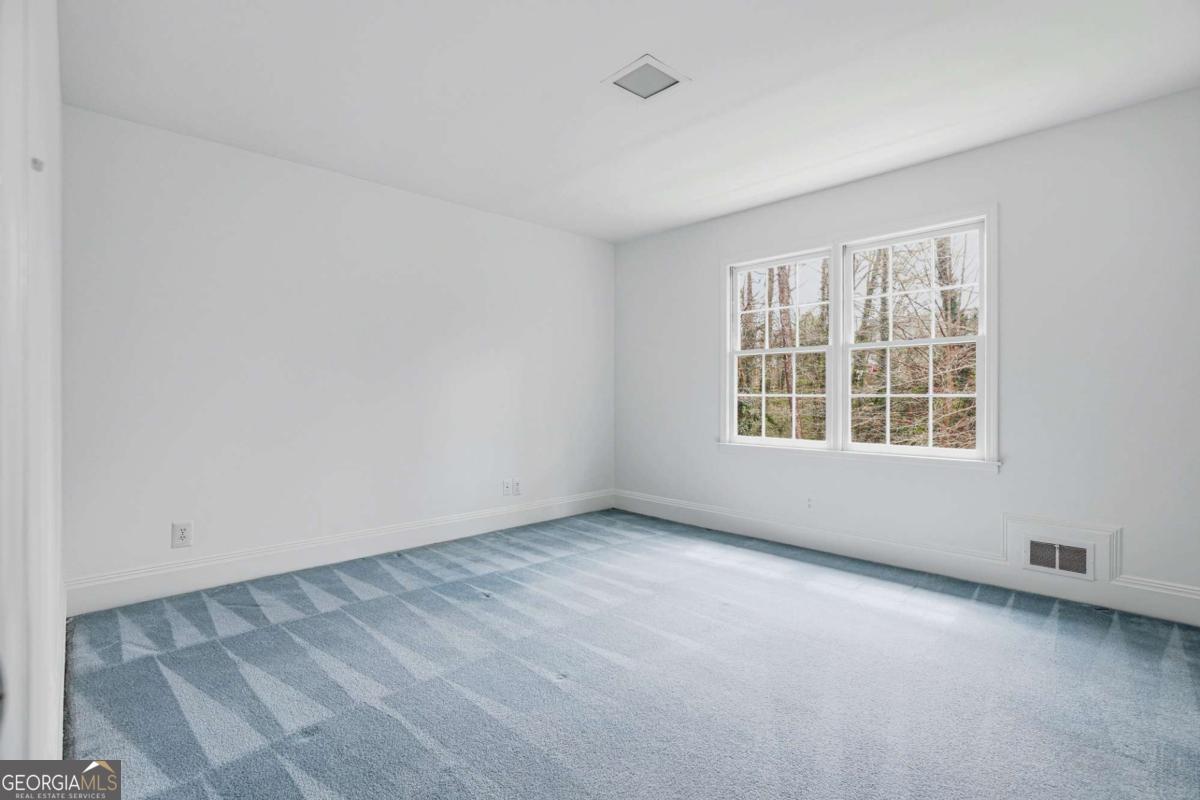 3888 Northlake Creek Drive