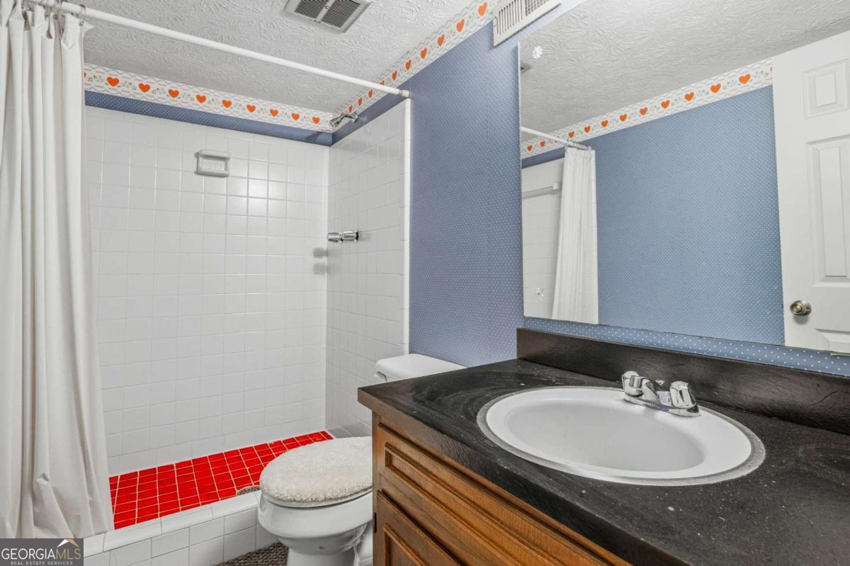 3888 Northlake Creek Drive