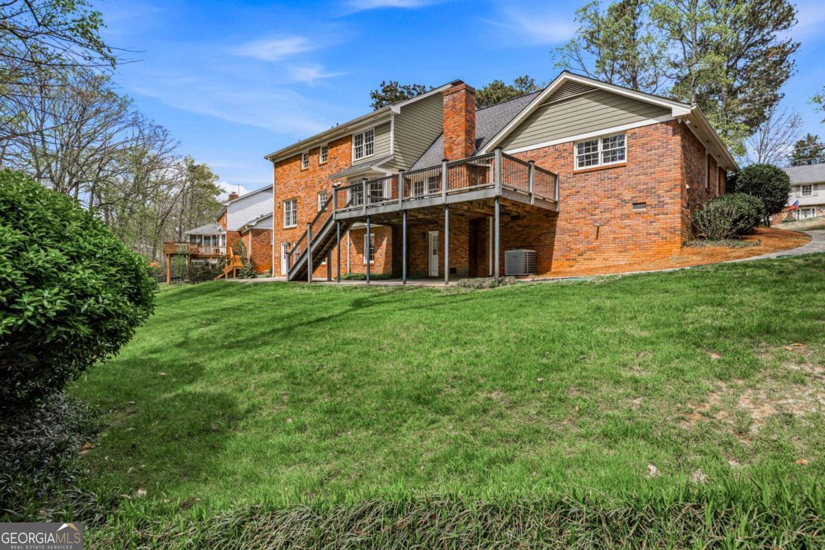 3888 Northlake Creek Drive