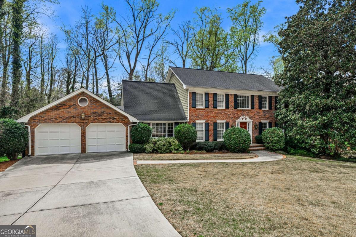 3888 Northlake Creek Drive