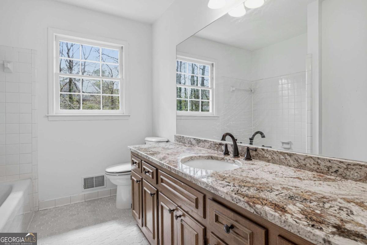 3888 Northlake Creek Drive