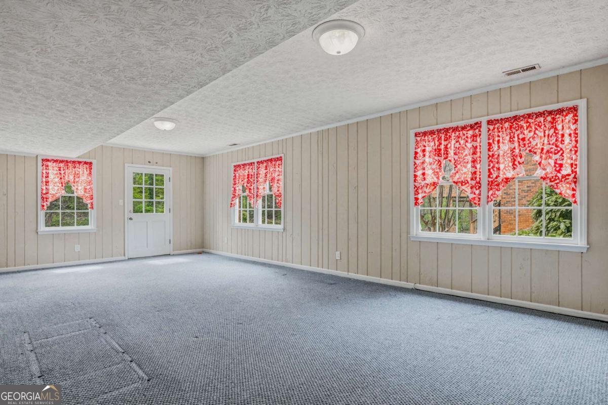 3888 Northlake Creek Drive