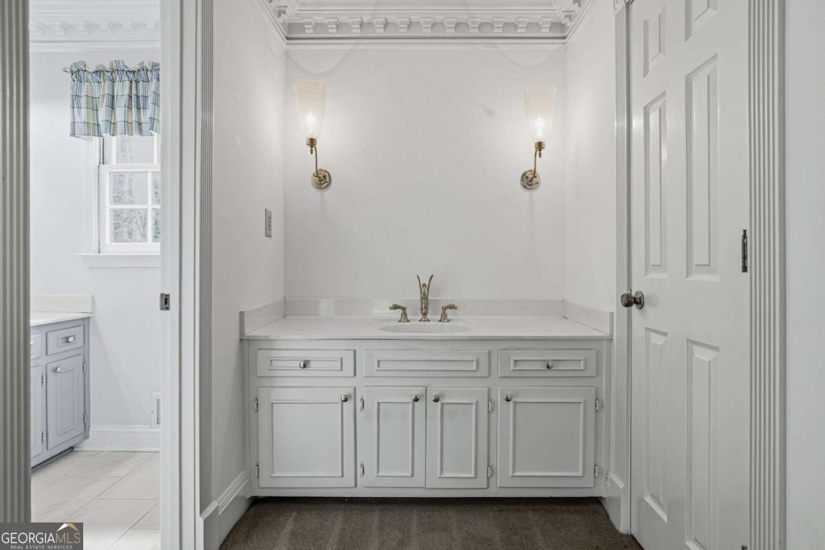 3888 Northlake Creek Drive