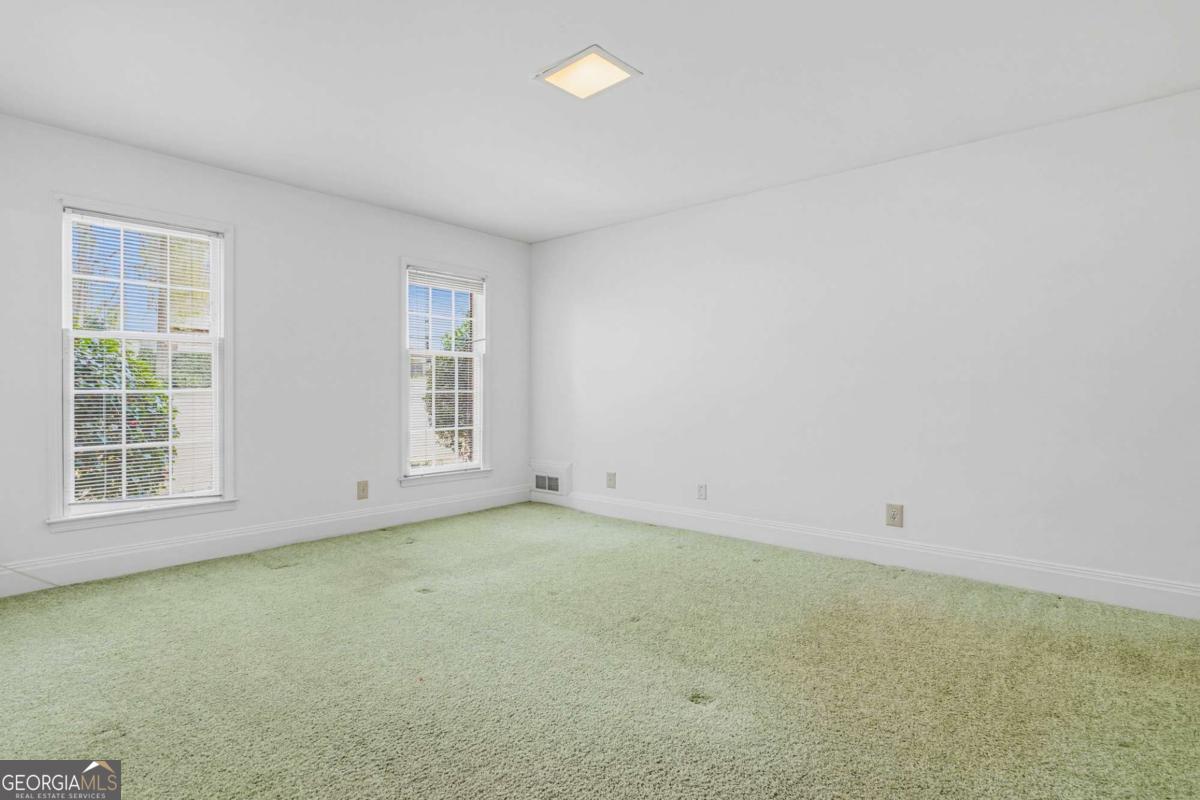 3888 Northlake Creek Drive