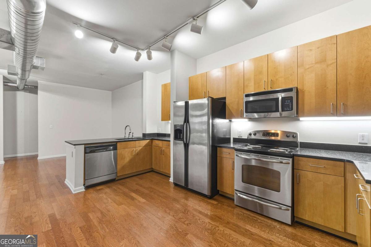 5300 Peachtree Road # 504