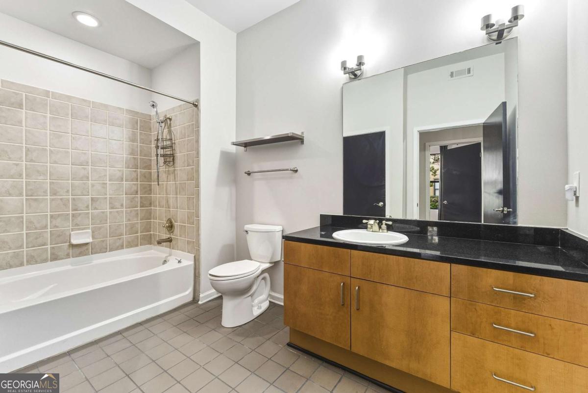 5300 Peachtree Road # 504