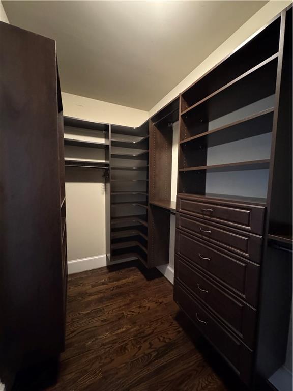 2922 Lookout Place NE