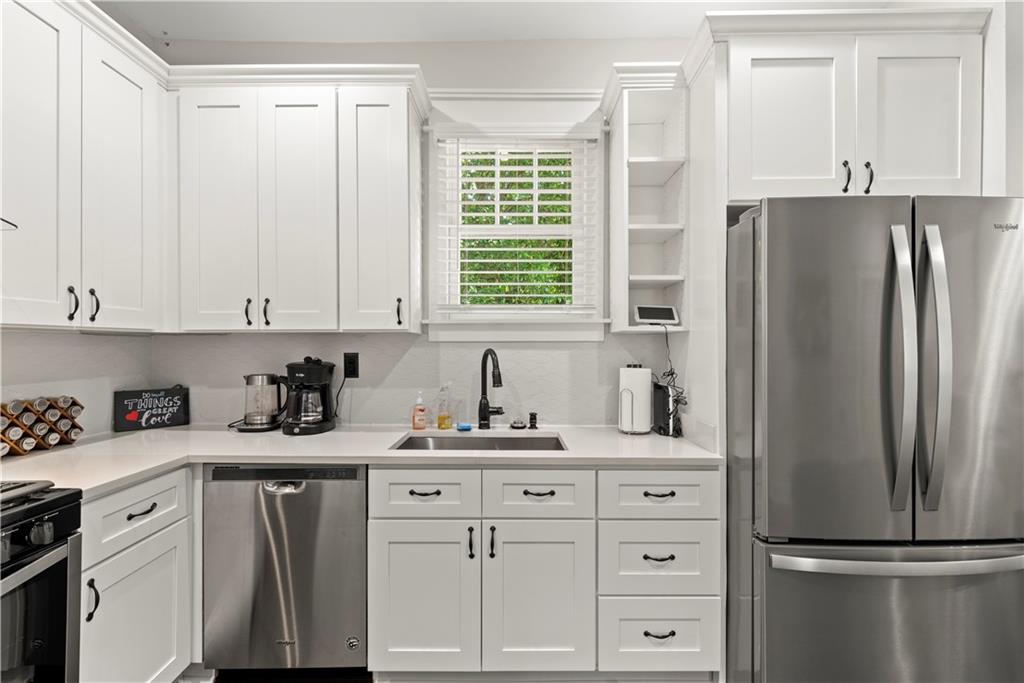 370 Sydney Street SE