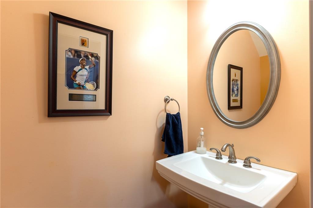 1190 Hardee Street NE