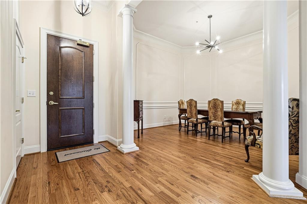 417 Clairemont Avenue Unit 319