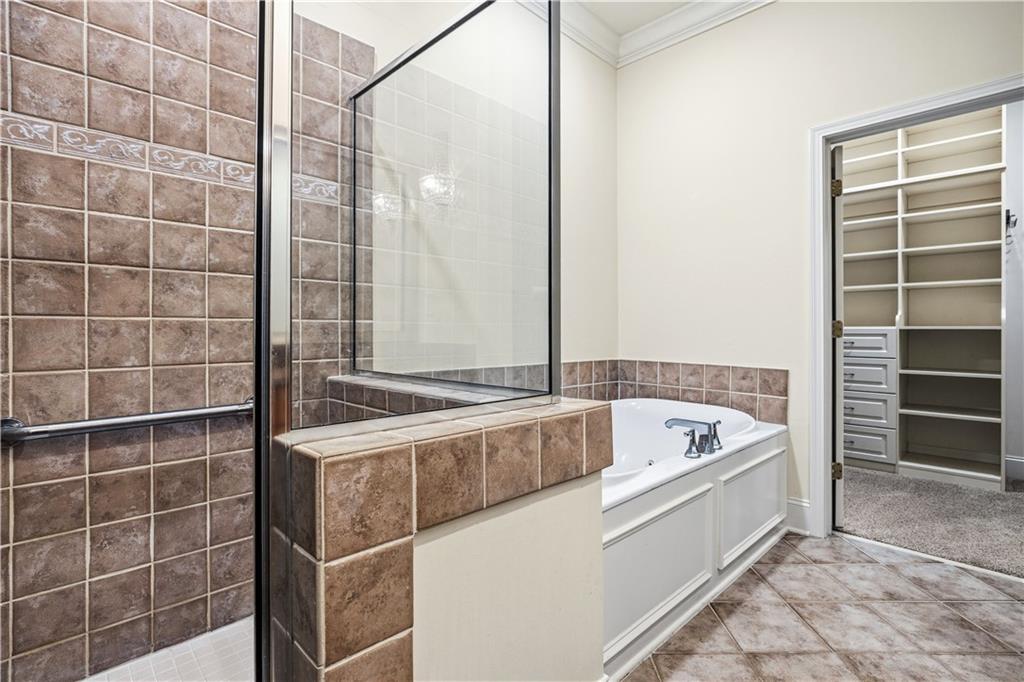 417 Clairemont Avenue Unit 319