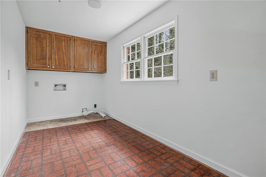 3888 Northlake Creek Drive