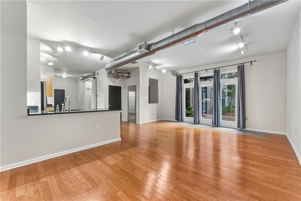 5300 Peachtree Road Unit 504