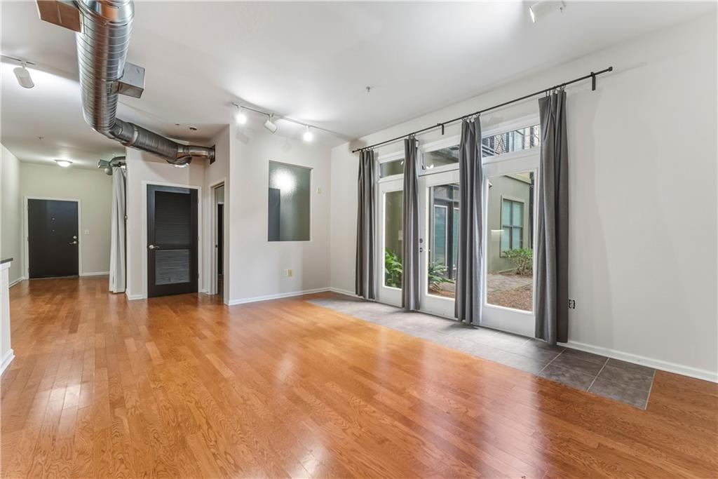 5300 Peachtree Road Unit 504