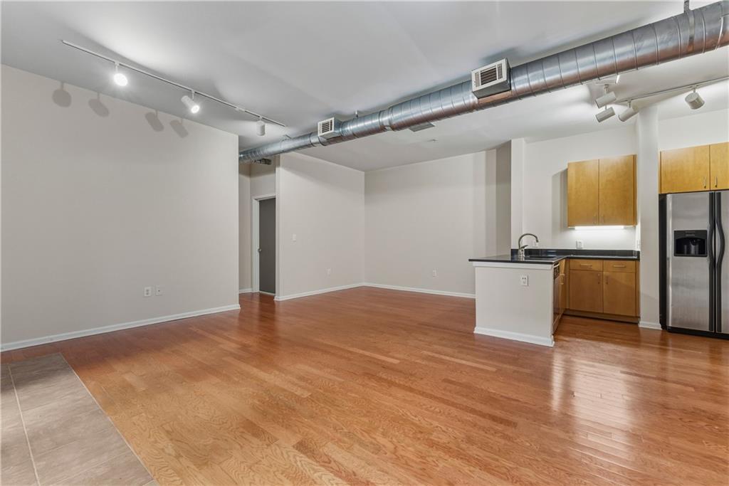 5300 Peachtree Road Unit 504