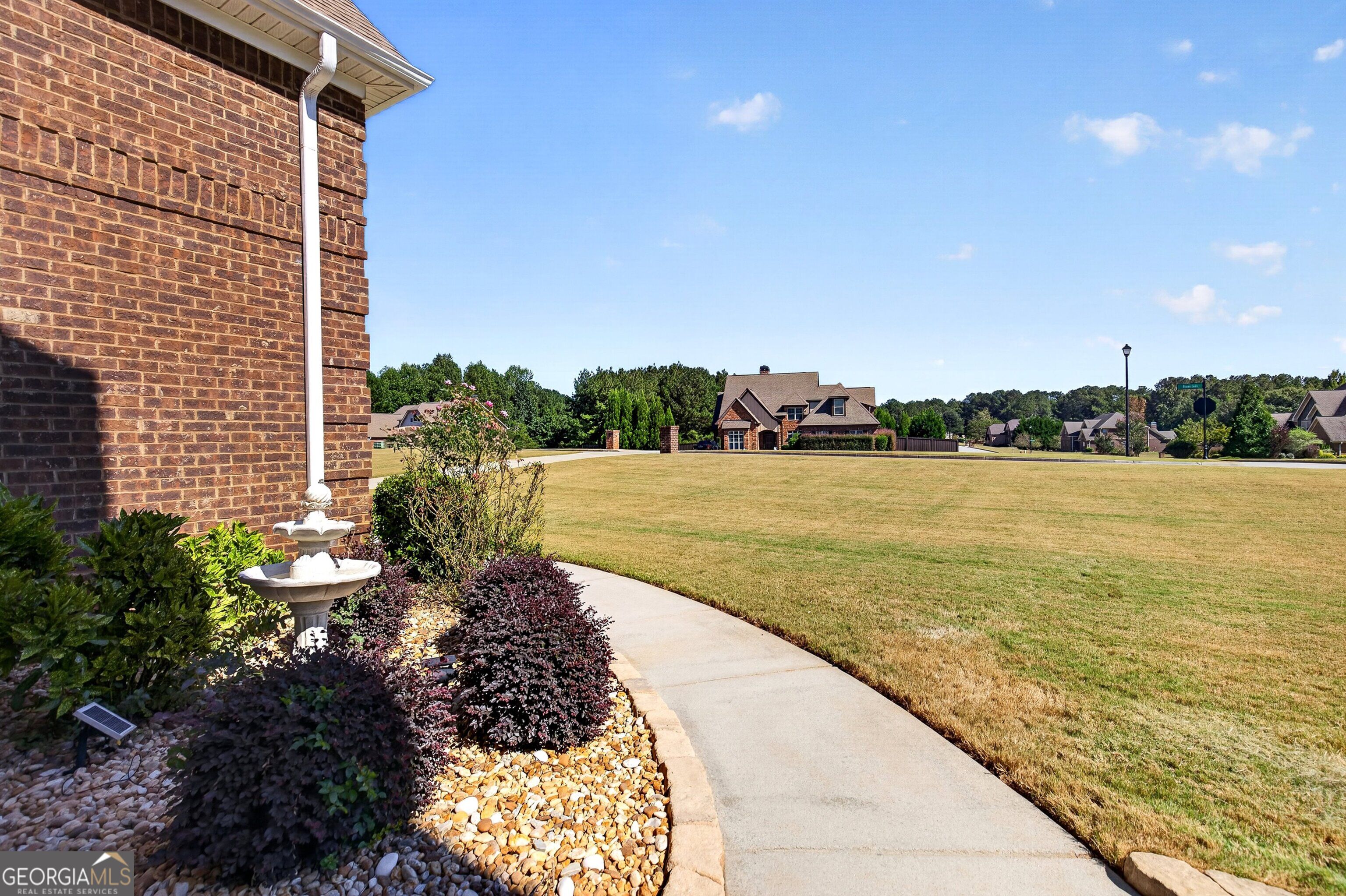 52 Ranan Lane