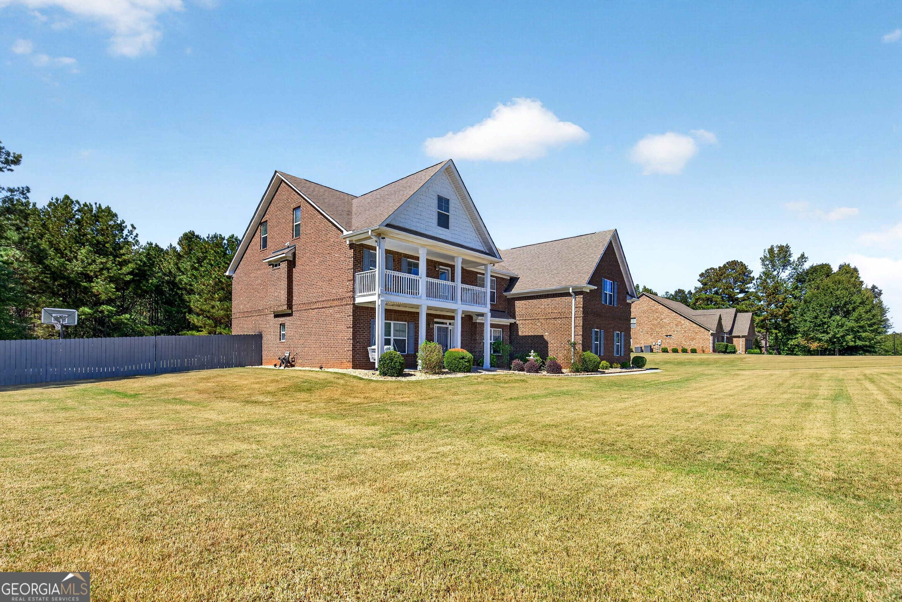 52 Ranan Lane