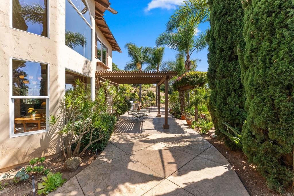 1829 Elevado Road