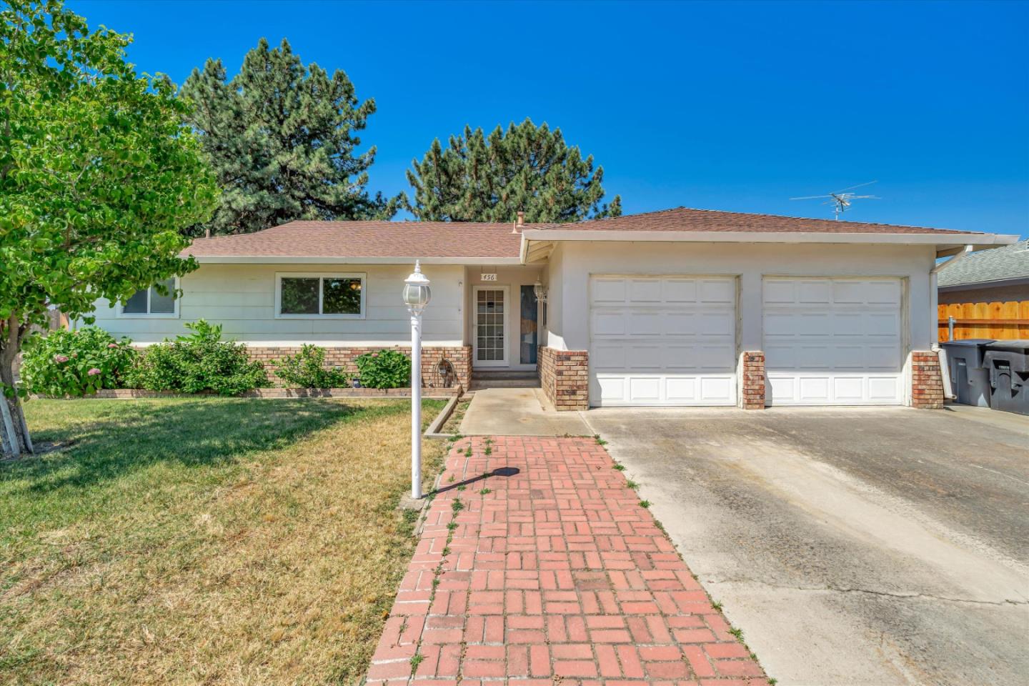456 Olson CT