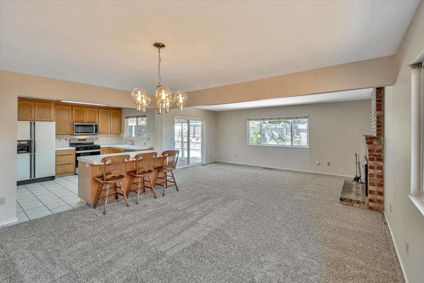 456 Olson CT