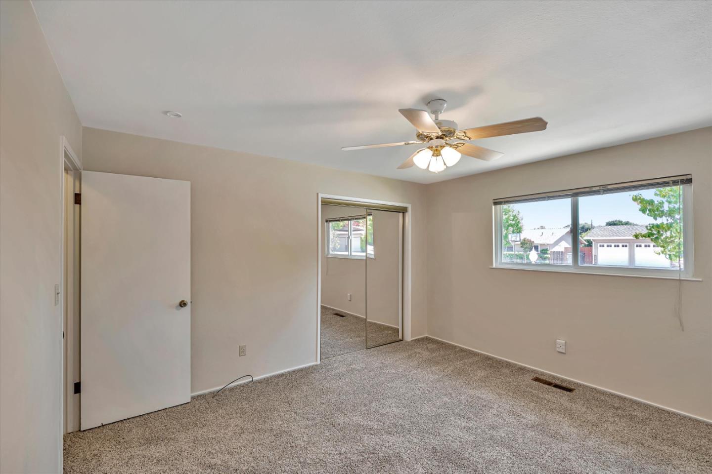 456 Olson CT