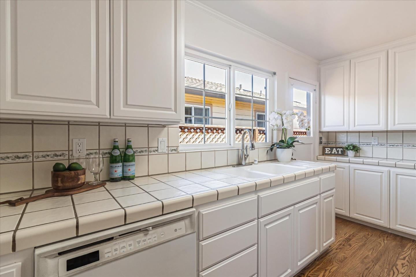 352 B ST