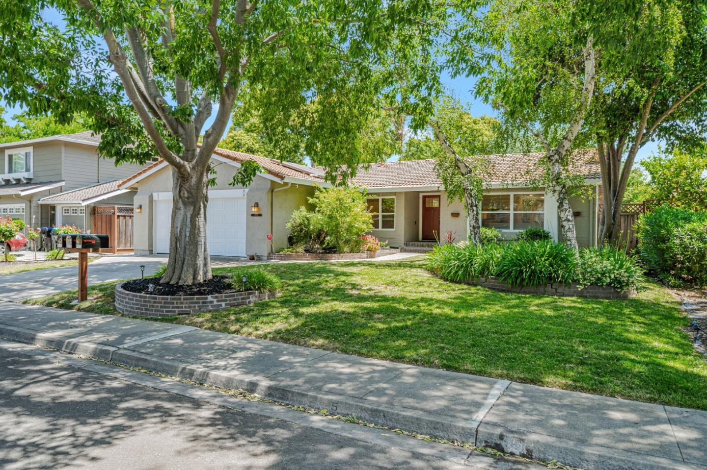 4818 Knox Gate Court