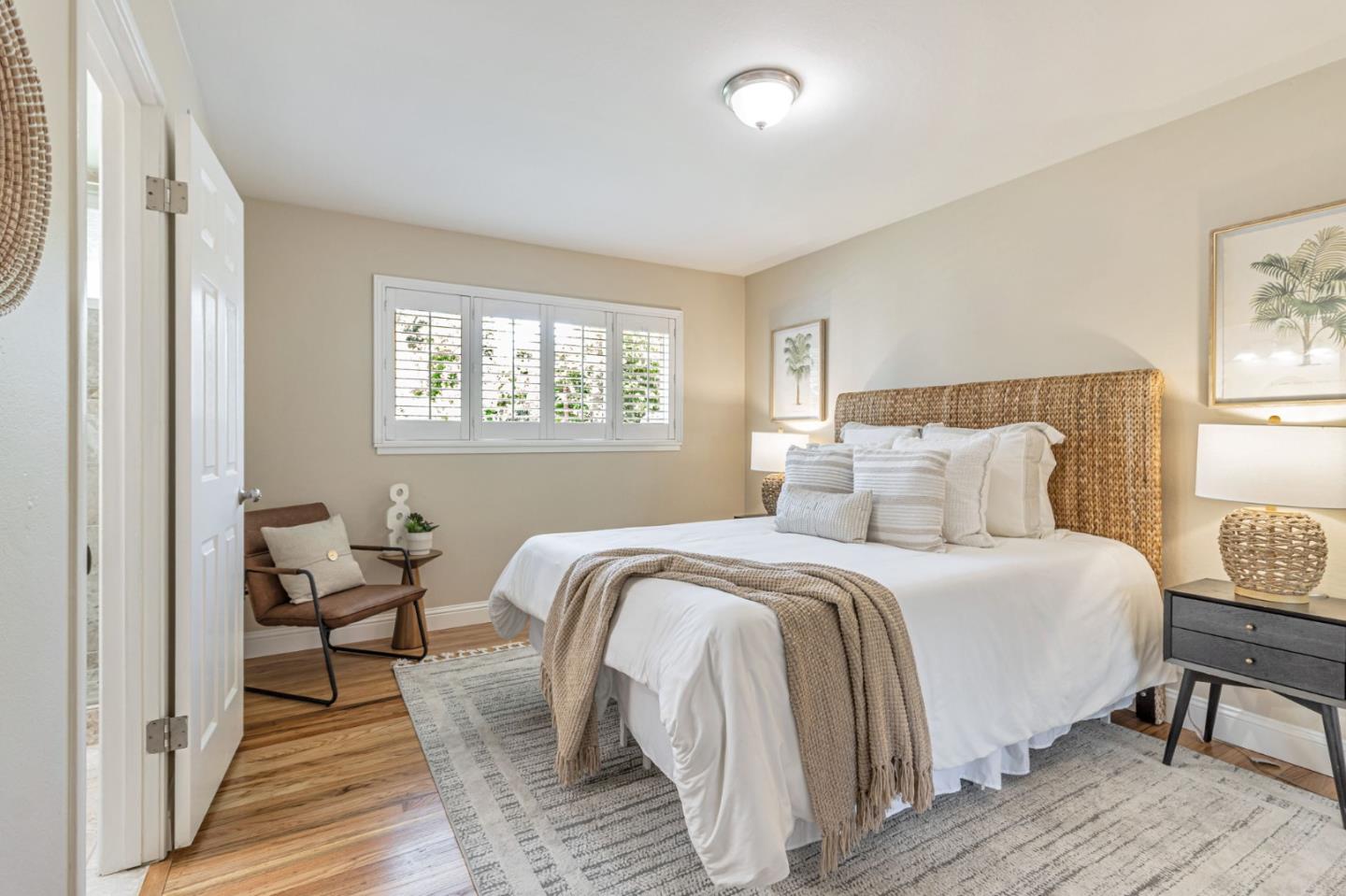 24836 Woodacre Avenue