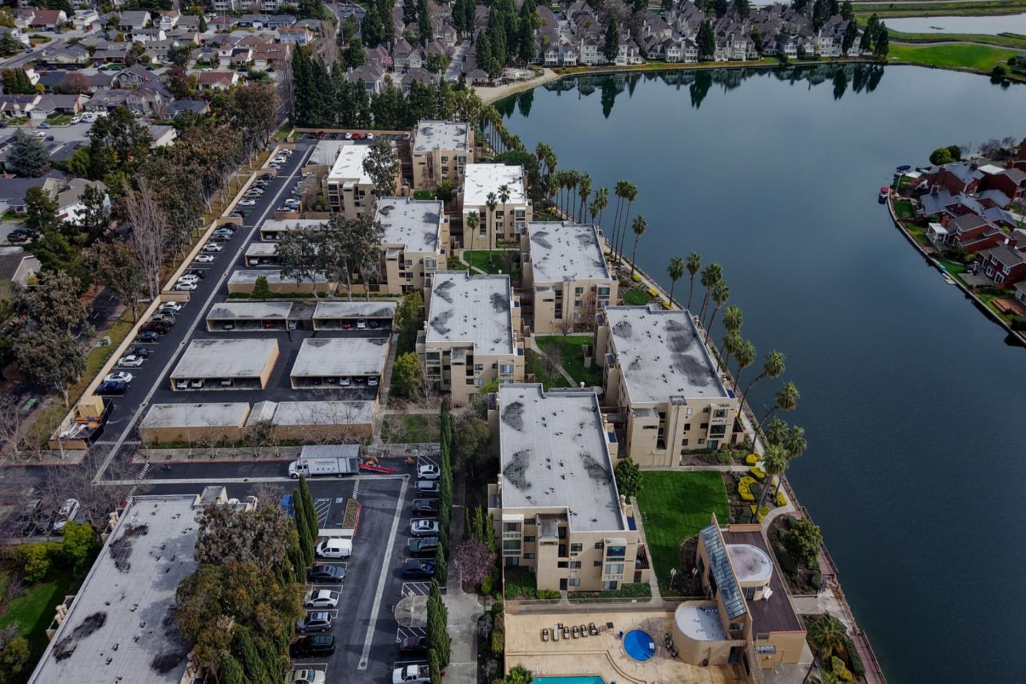 916 Beach Park Boulevard 65