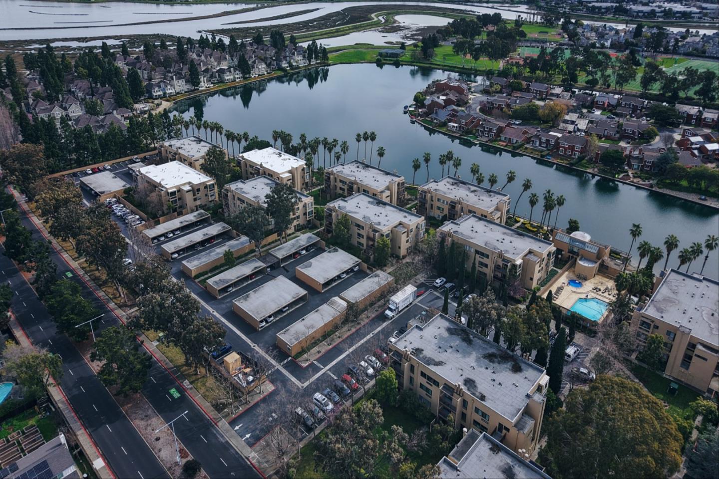 916 Beach Park Boulevard 65