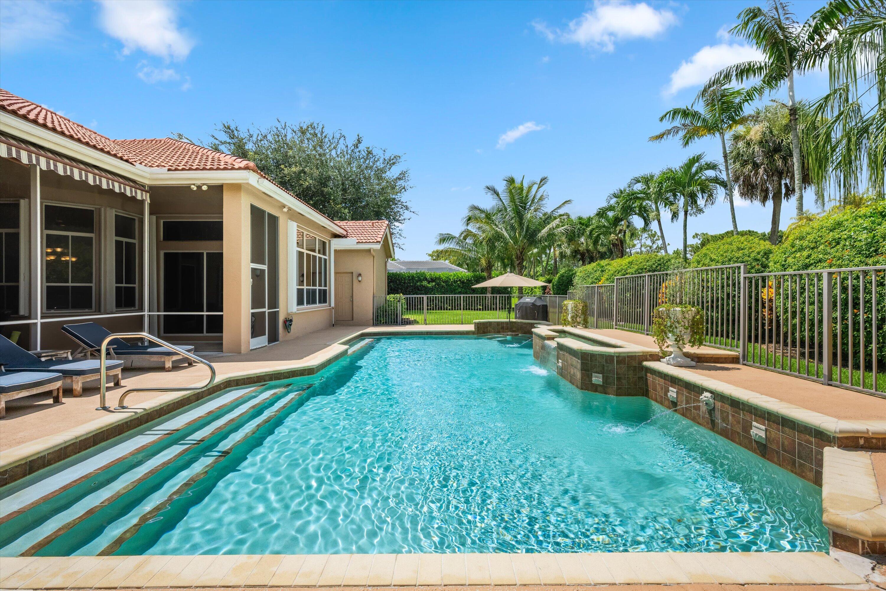 893 FOREST GLEN Lane