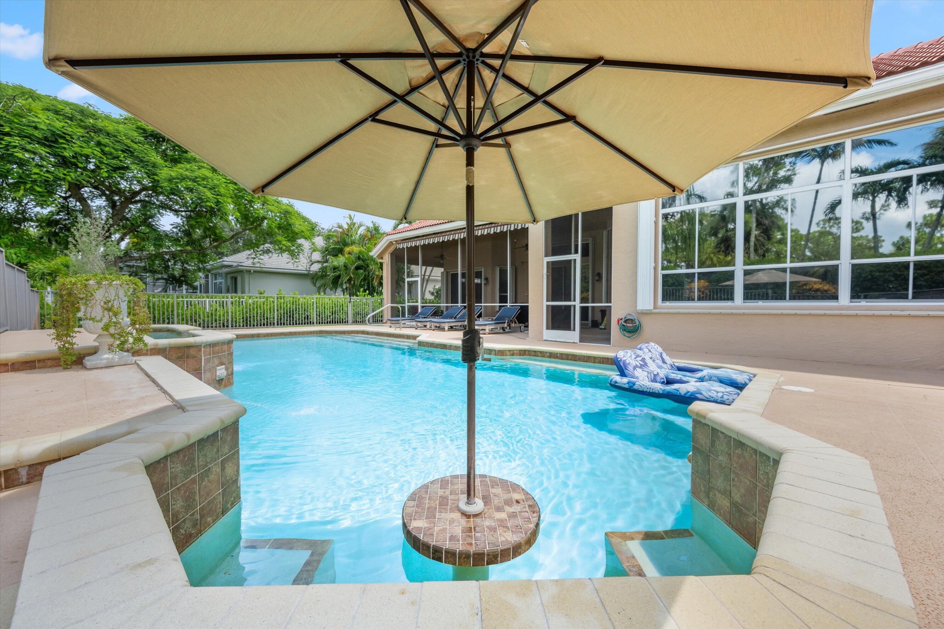 893 FOREST GLEN Lane
