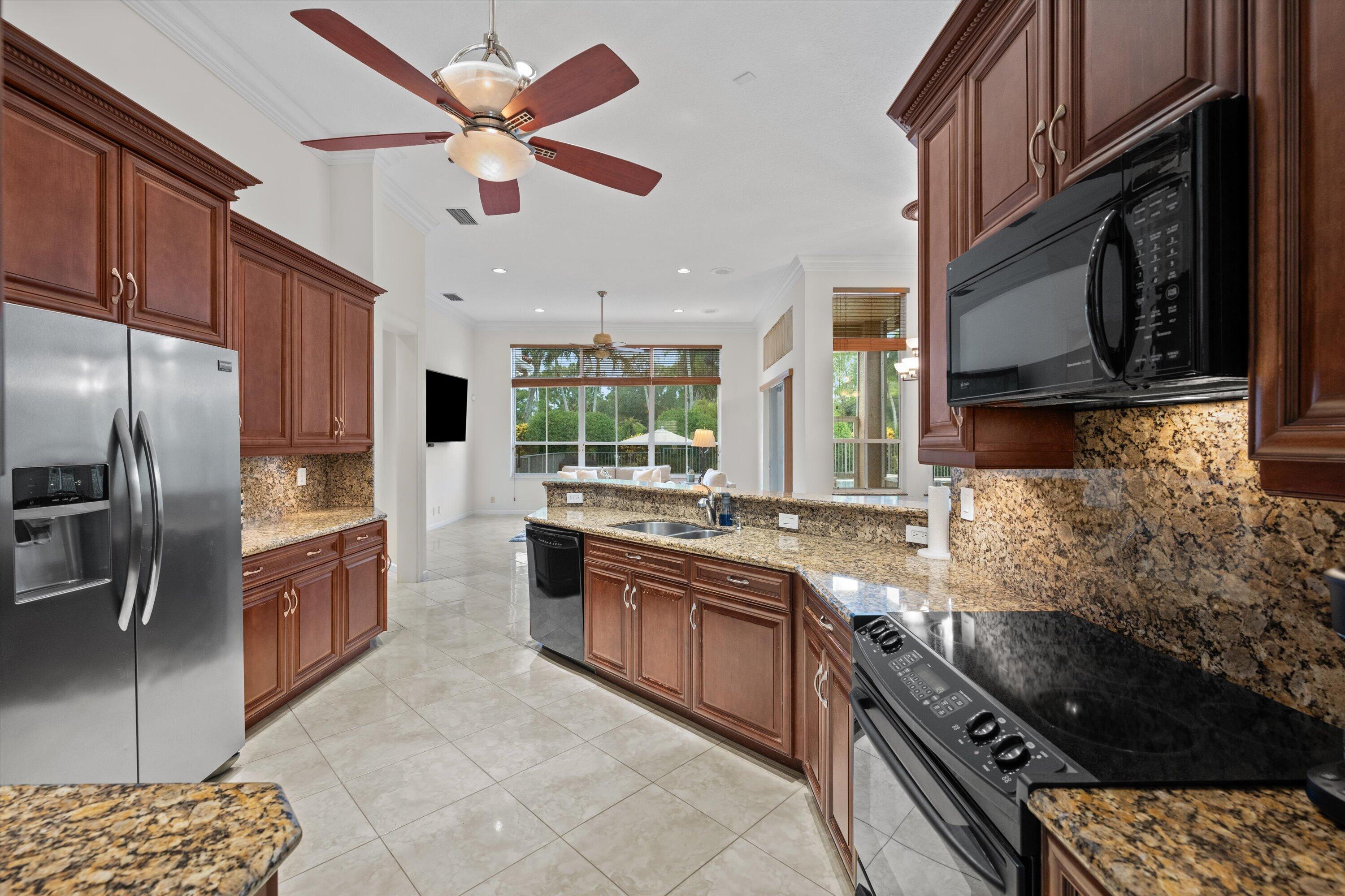 893 FOREST GLEN Lane
