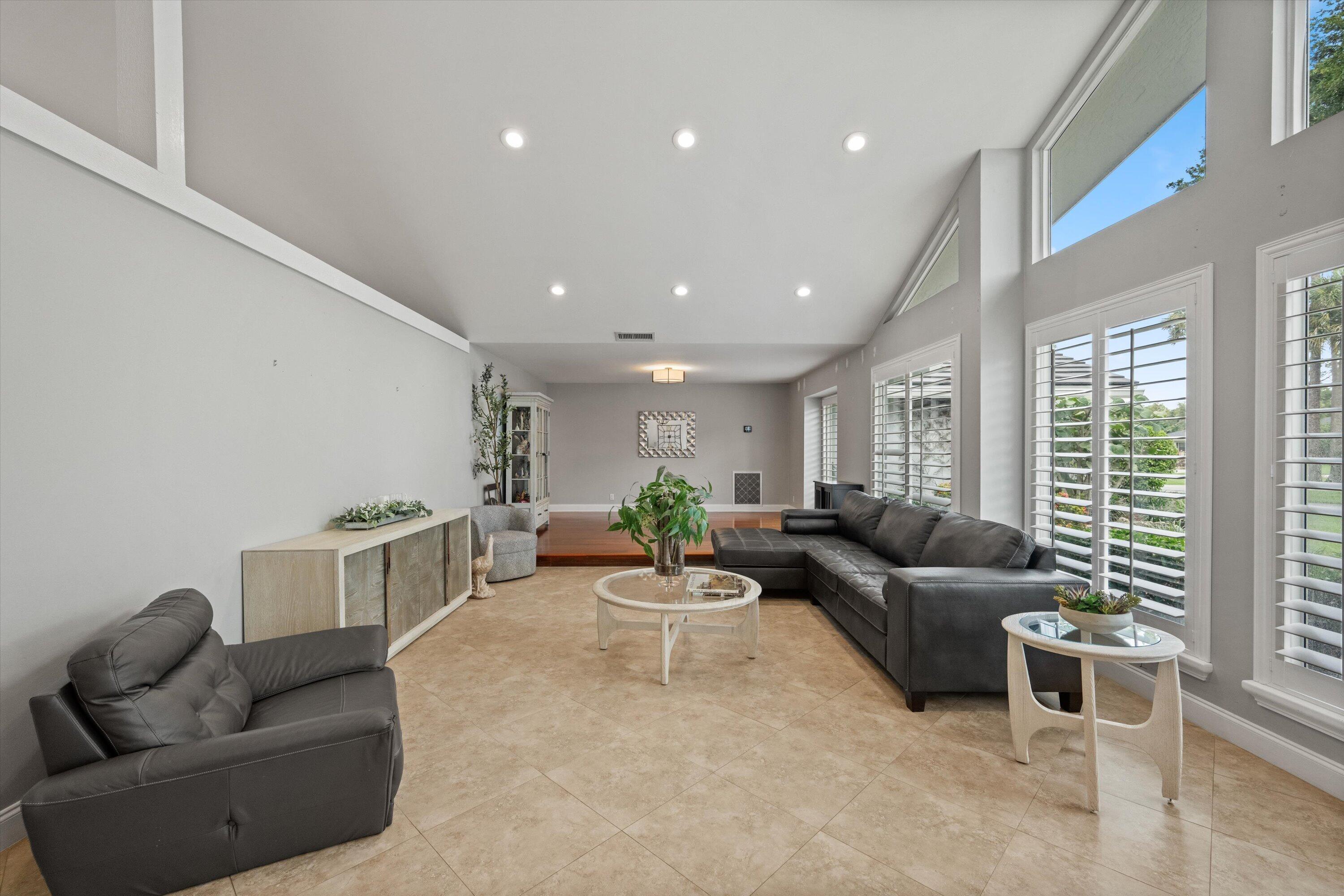 13343 DOUBLETREE Circle