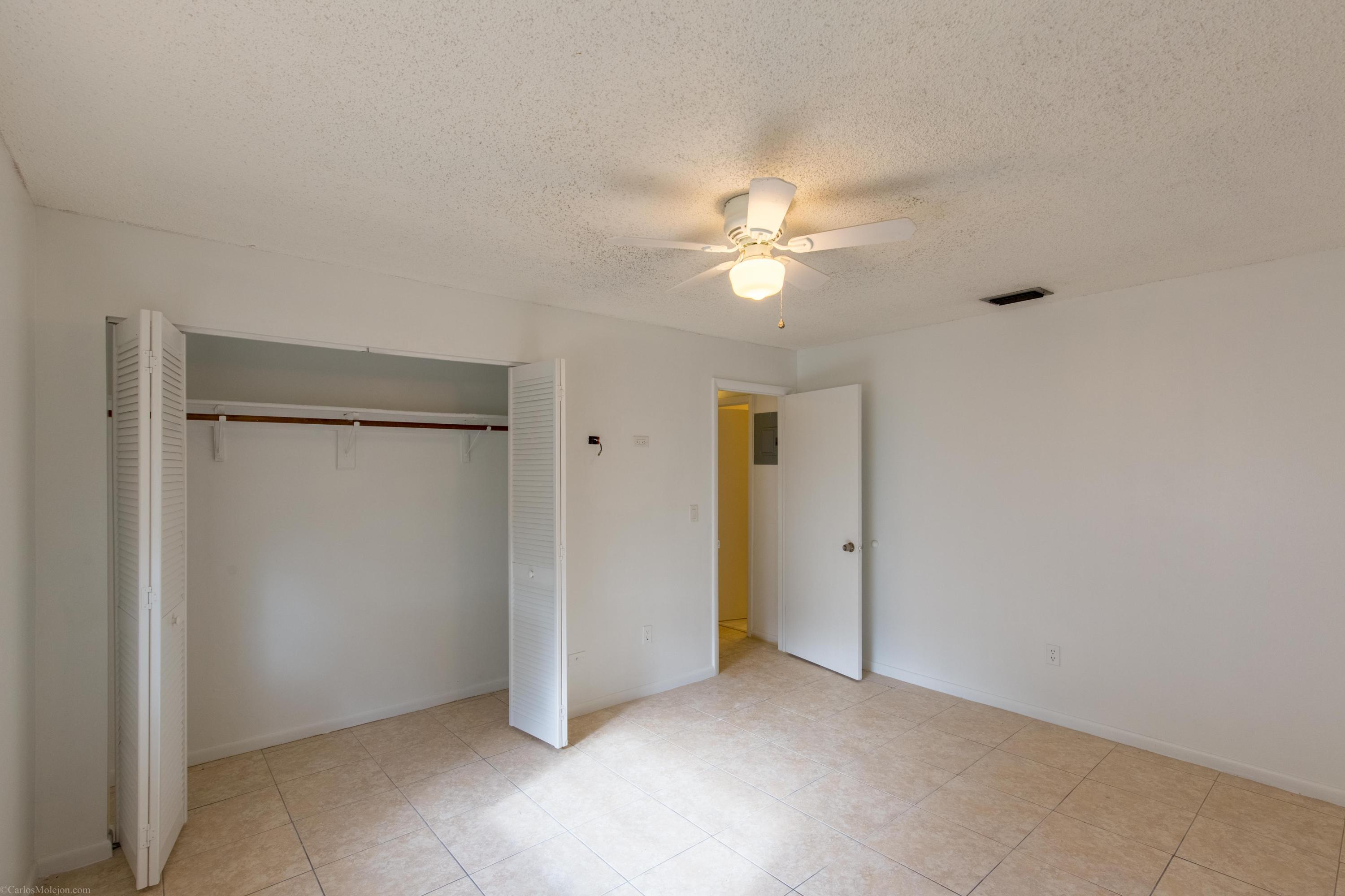 1348 Riverside Circle