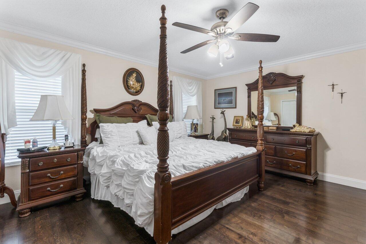 1882 Lindsey Court