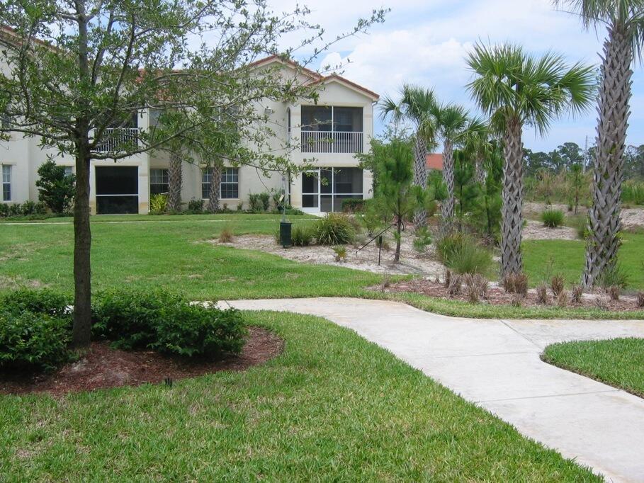 255 SE Kitching Circle