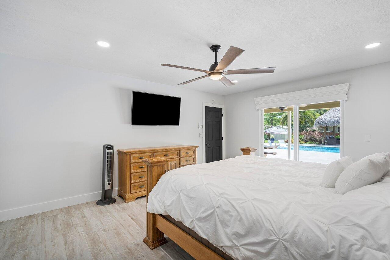 13016 La Mirada Circle