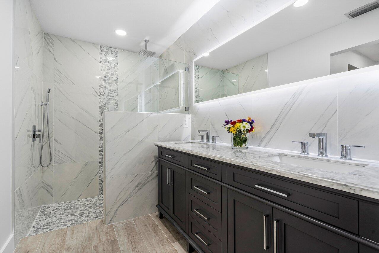 13016 La Mirada Circle