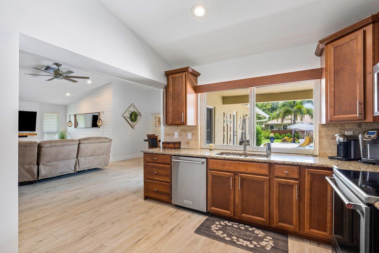 13016 La Mirada Circle