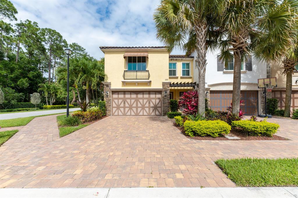 120 Sword Fern Place