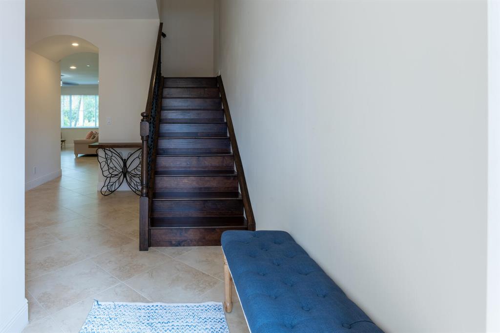 120 Sword Fern Place