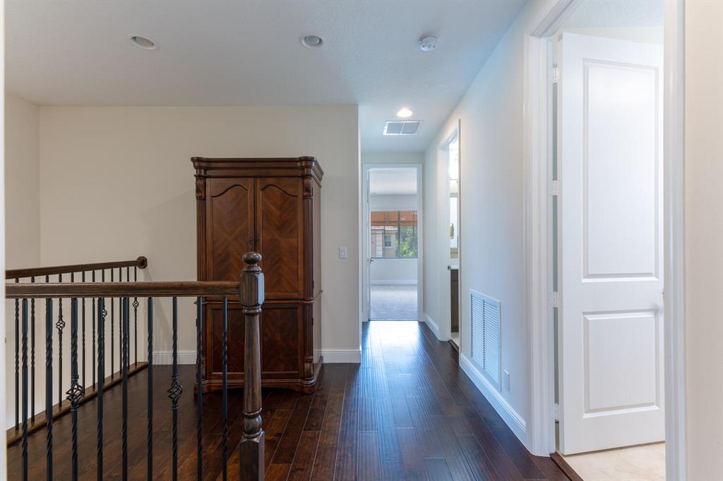 120 Sword Fern Place