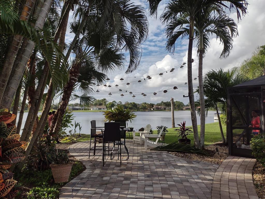 1619 Wiltshire Village Drive