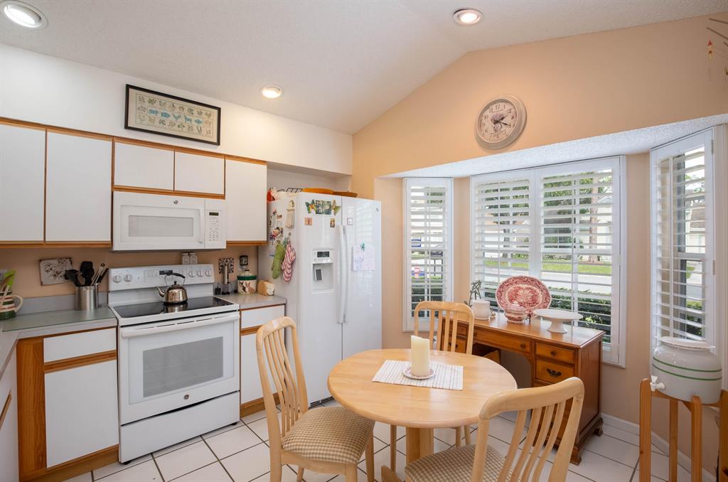 1069 Aviary Road