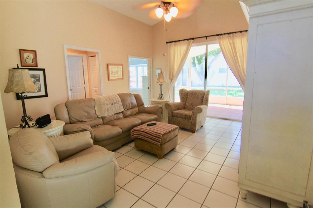 1069 Aviary Road