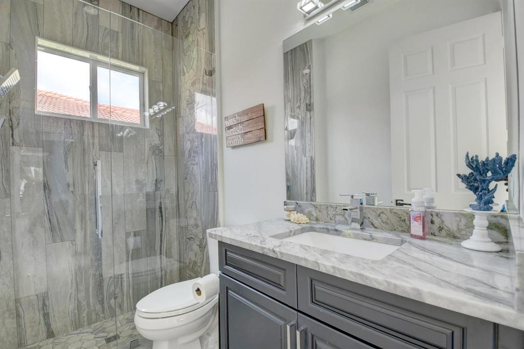 11441 Manatee Bay Lane