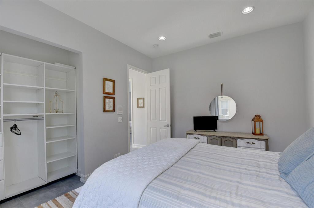 11441 Manatee Bay Lane