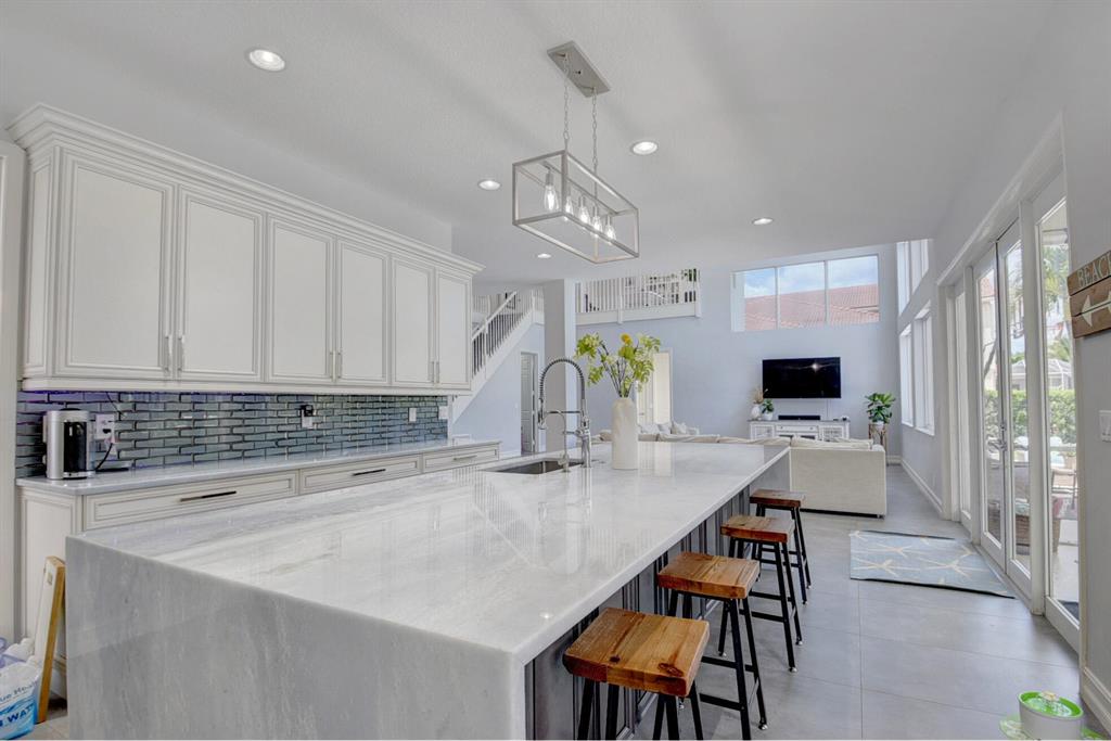 11441 Manatee Bay Lane